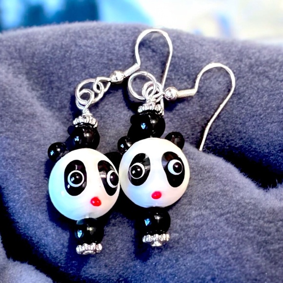Glass Panda Bear Earrings Panda earrings Panda bear earrings. Adorable - Picture 7 of 17
